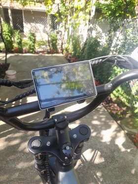 ������� ������������ ��������� �UXI Q8 30 ������� | Mobile.bg � ����� ������ 2