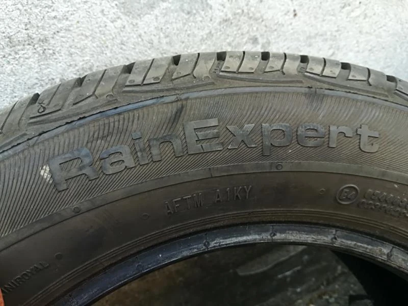 Гуми Летни 205/60R15, снимка 11 - Гуми и джанти - 21467172