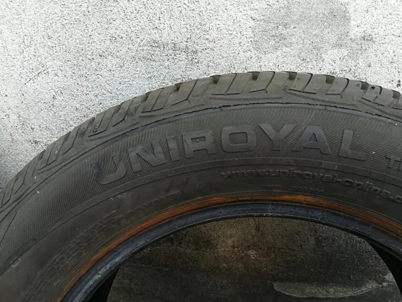 Гуми Летни 205/60R15, снимка 4 - Гуми и джанти - 21467172