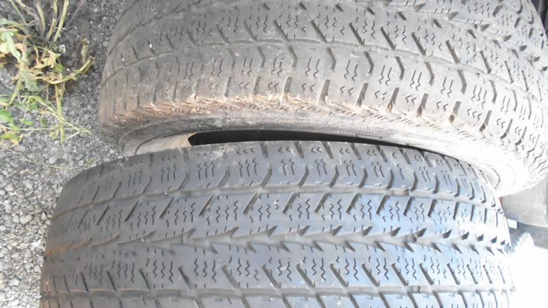 Гуми Зимни 205/65R16, снимка 4 - Гуми и джанти - 22370474