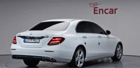 Mercedes-Benz E 220 * АВТО КРЕДИТ* ЦЕНА ДО БГ * Сервизна история * , снимка 3