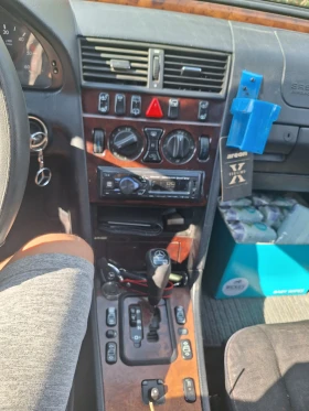 Mercedes-Benz C 220 C220, снимка 7