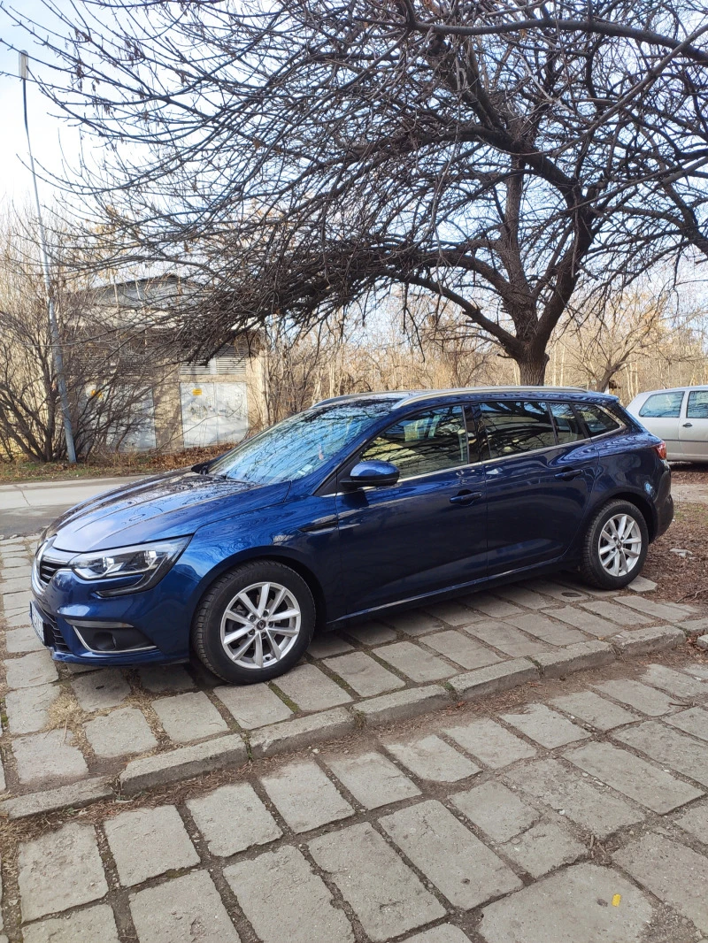 Renault Megane 1.5 DCI, снимка 2 - Автомобили и джипове - 47108394