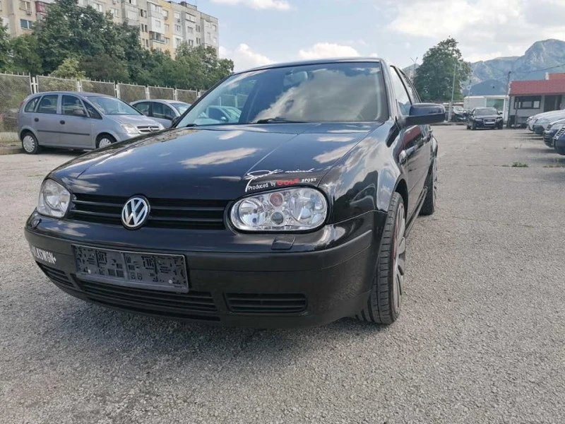 VW Golf, снимка 3 - Автомобили и джипове - 46871124