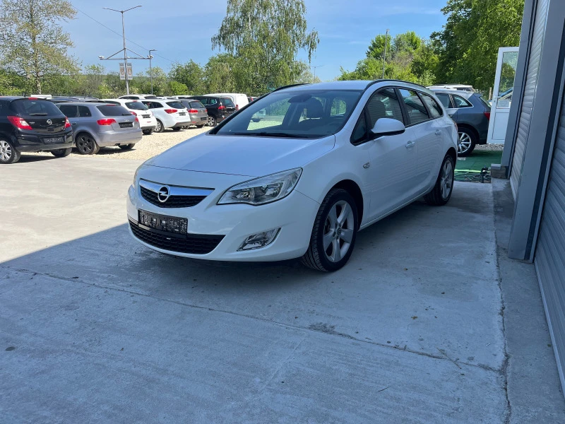 Opel Astra 1.4 газ, снимка 3 - Автомобили и джипове - 45276566