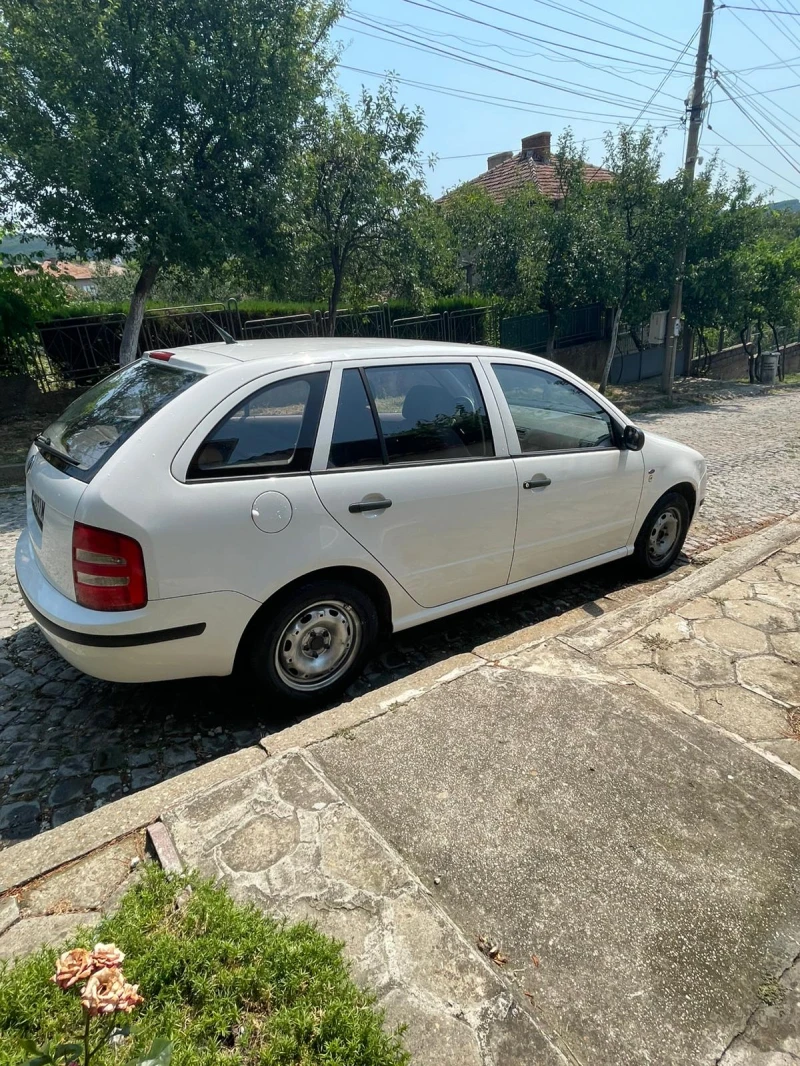 Skoda Fabia, снимка 4 - Автомобили и джипове - 52135710