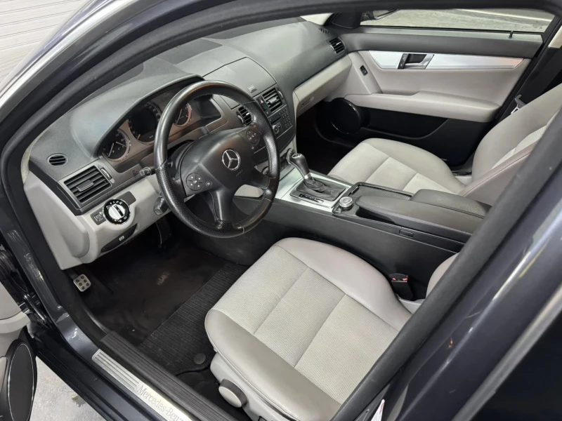Mercedes-Benz C 200 AVANGARD, снимка 9 - Автомобили и джипове - 52417461