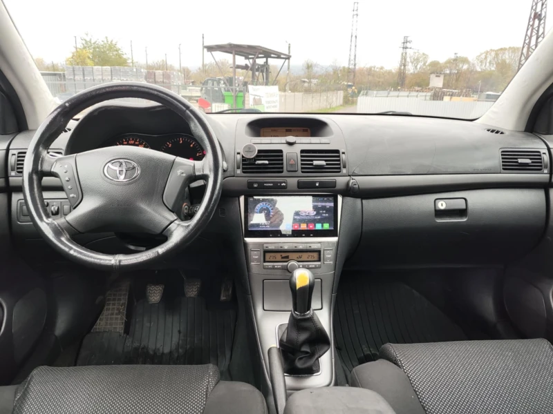 Toyota Avensis 2.0 D4D, снимка 10 - Автомобили и джипове - 52435075