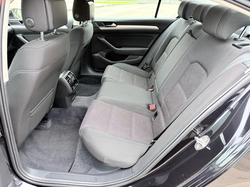 VW Passat 2.0TDI-150k.c.* DSG* Blue Motion* Лизинг* , снимка 8 - Автомобили и джипове - 53051909