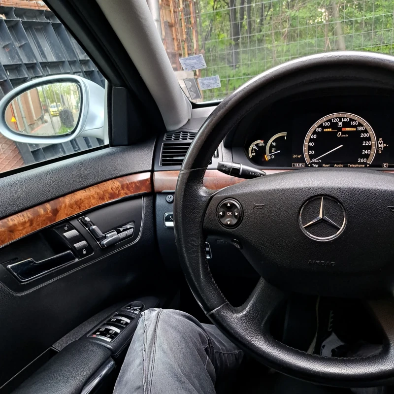 Mercedes-Benz 320, снимка 17 - Автомобили и джипове - 53087834