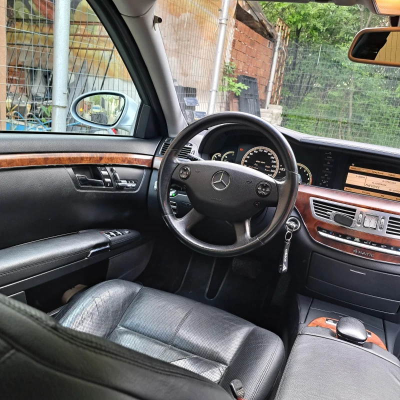 Mercedes-Benz 320, снимка 8 - Автомобили и джипове - 53087834