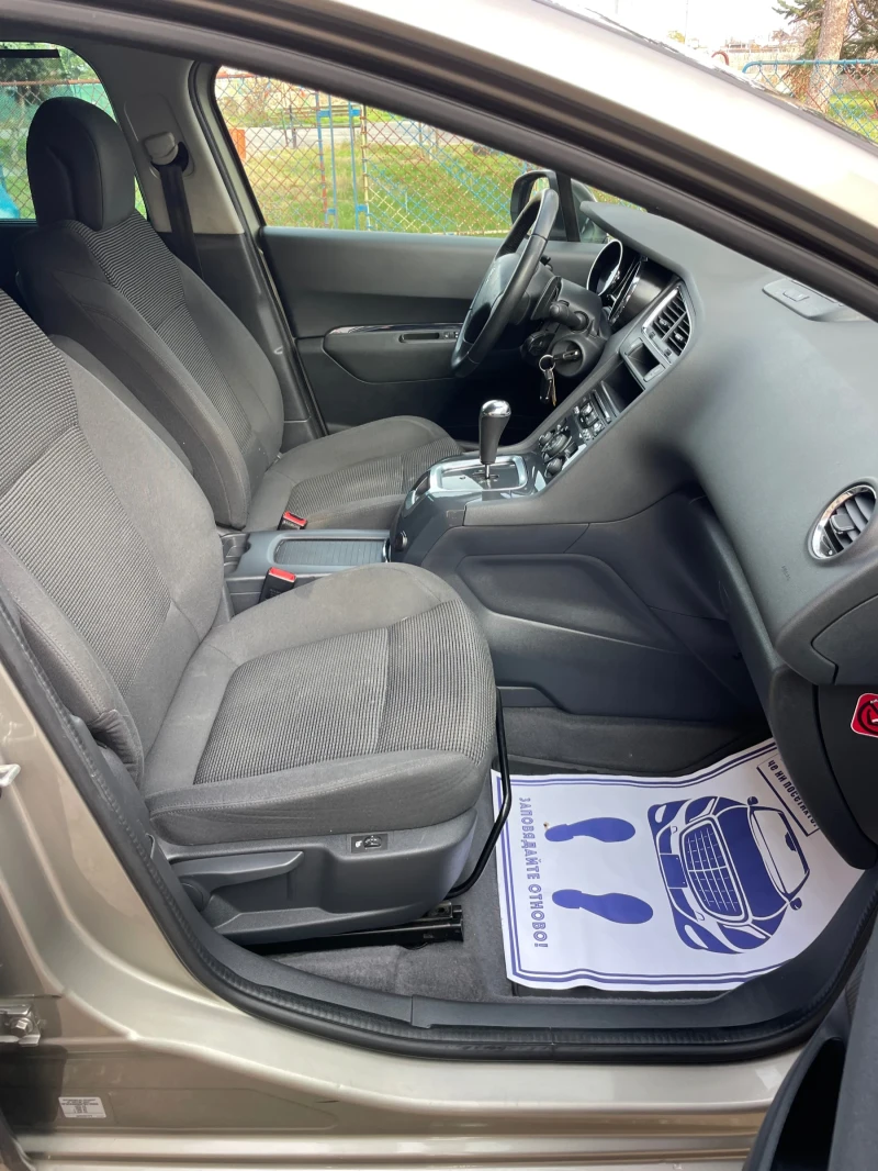 Peugeot 5008 1.6HDI* FULL, снимка 13 - Автомобили и джипове - 53138242