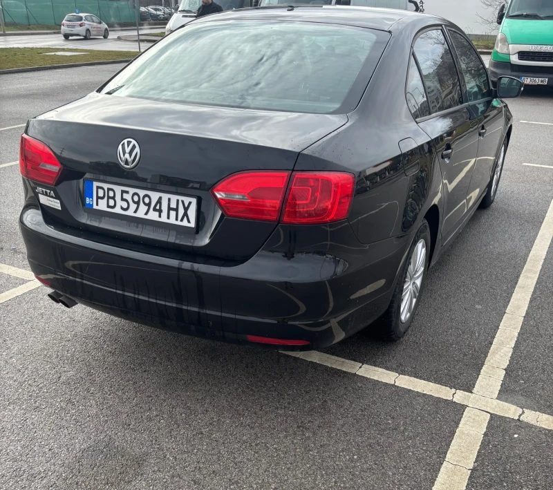 VW Jetta 2.0i, снимка 4 - Автомобили и джипове - 53400048