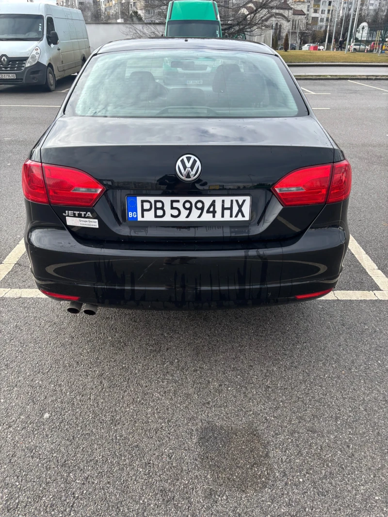 VW Jetta 2.0i, снимка 3 - Автомобили и джипове - 53400048