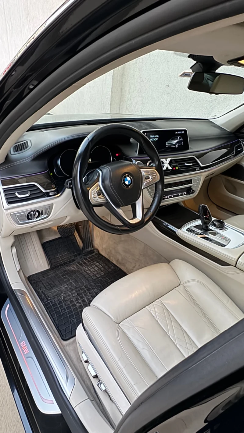 BMW 730 Всички екстри , ЛИЗИНГ, снимка 8 - Автомобили и джипове - 53504011