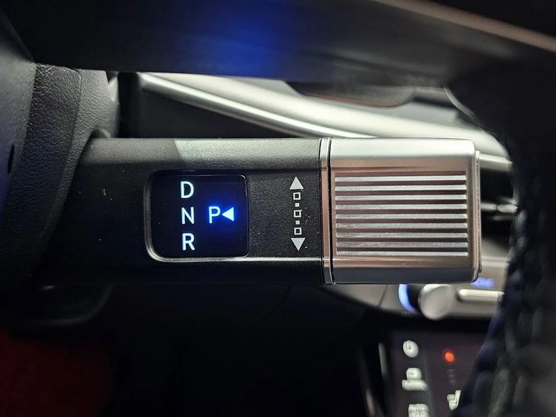 Hyundai Grandeur 3.5 Automatic, снимка 13 - Автомобили и джипове - 55656151