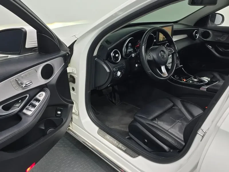 Mercedes-Benz C 200 САМО 30% АВАНС, снимка 10 - Автомобили и джипове - 56064891
