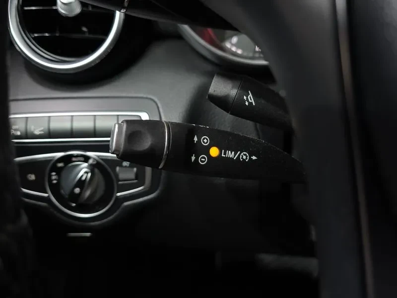 Mercedes-Benz C 200 САМО 30% АВАНС, снимка 17 - Автомобили и джипове - 56064891