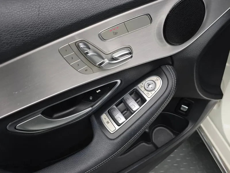Mercedes-Benz C 200 САМО 30% АВАНС, снимка 15 - Автомобили и джипове - 56064891