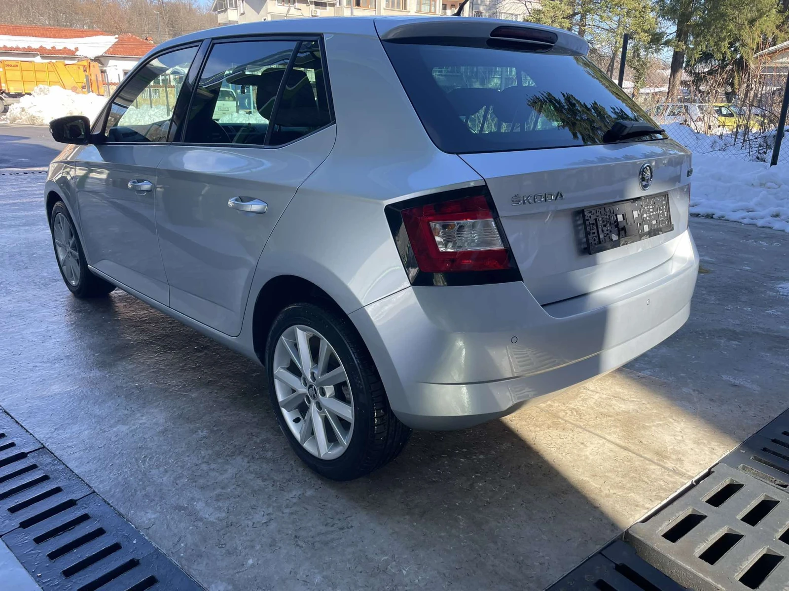 Skoda Fabia Avtomat, снимка 10 - Автомобили и джипове - 53899126