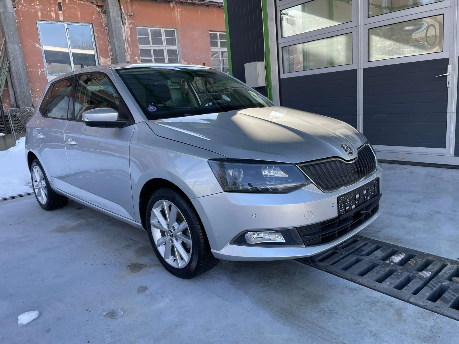 Skoda Fabia Avtomat, снимка 8 - Автомобили и джипове - 53899126
