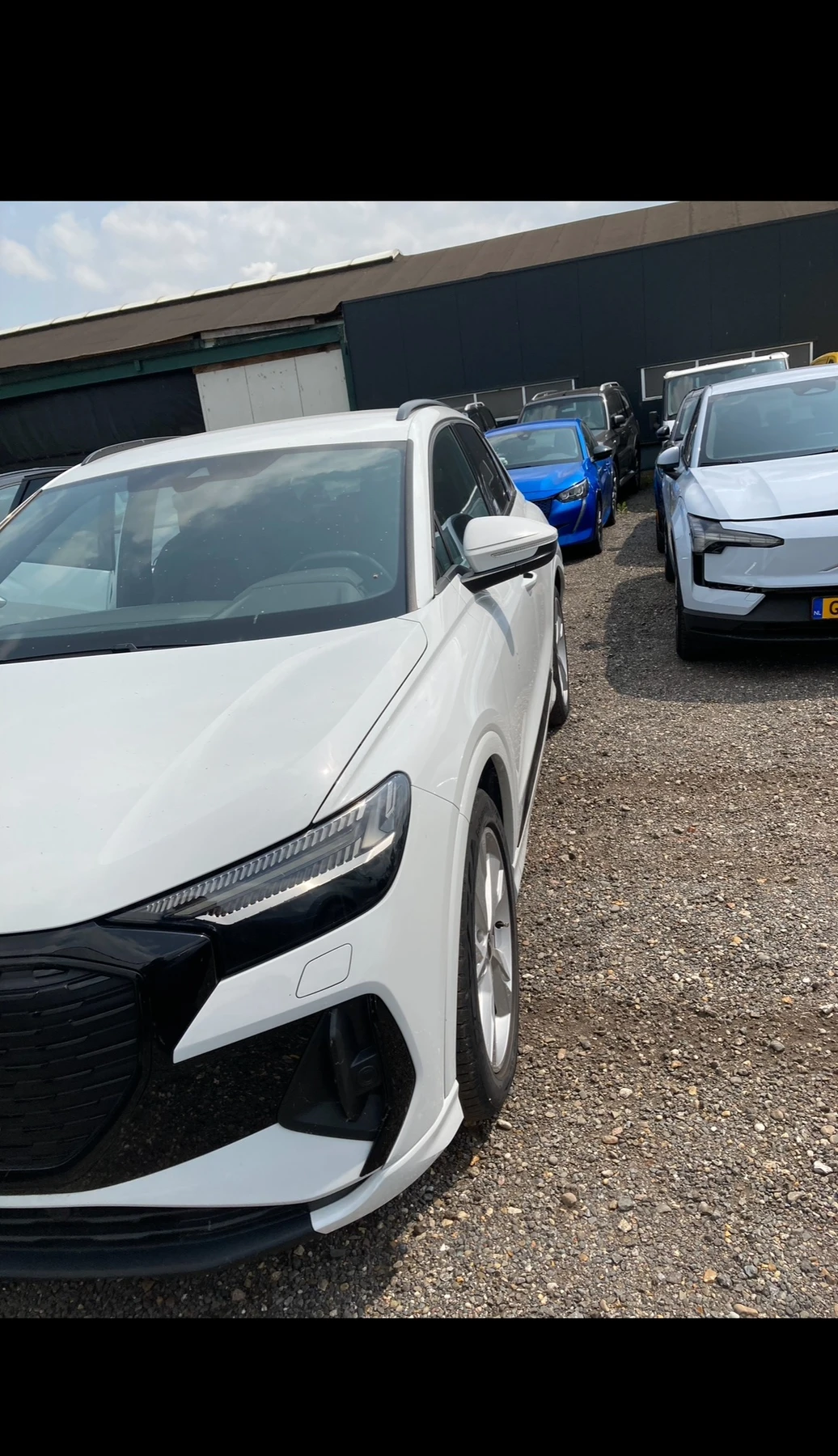 Audi E-Tron S line quatro - изображение 8