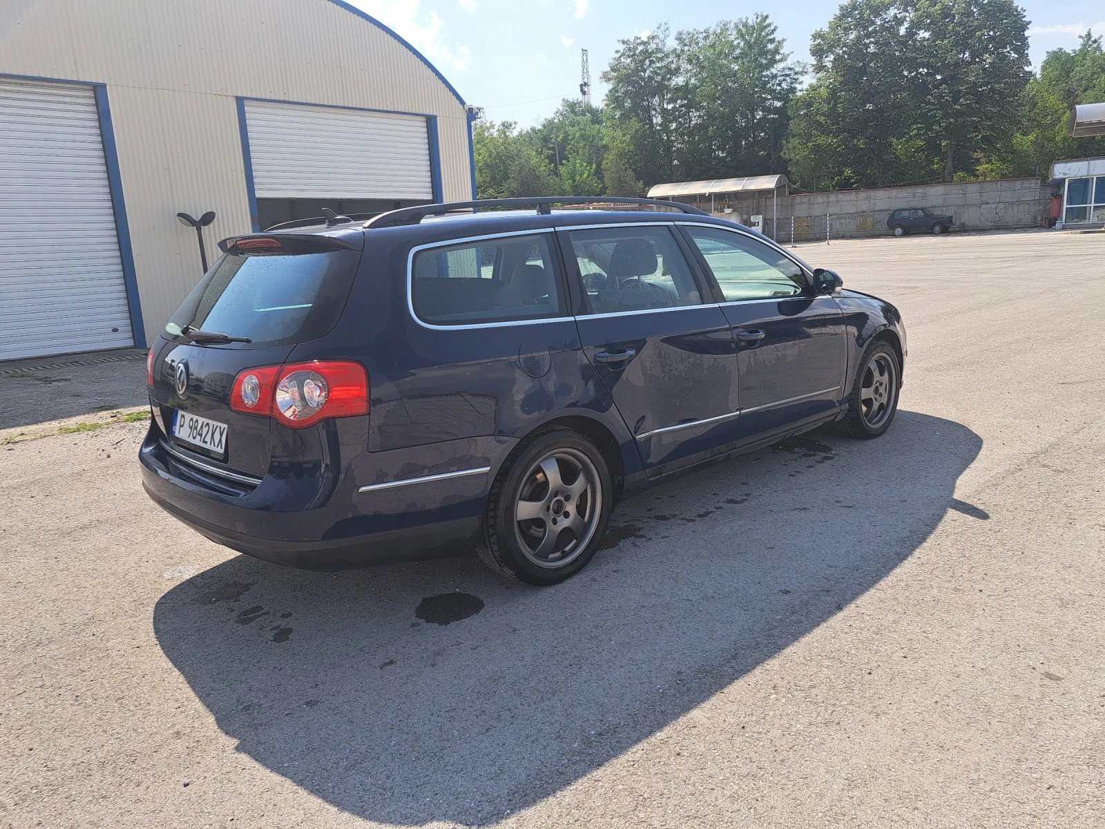 VW Passat B6 2.0 TDI - изображение 4