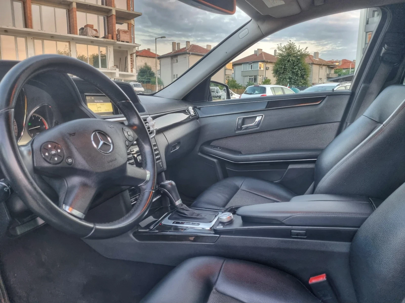 Mercedes-Benz E 220  - изображение 10