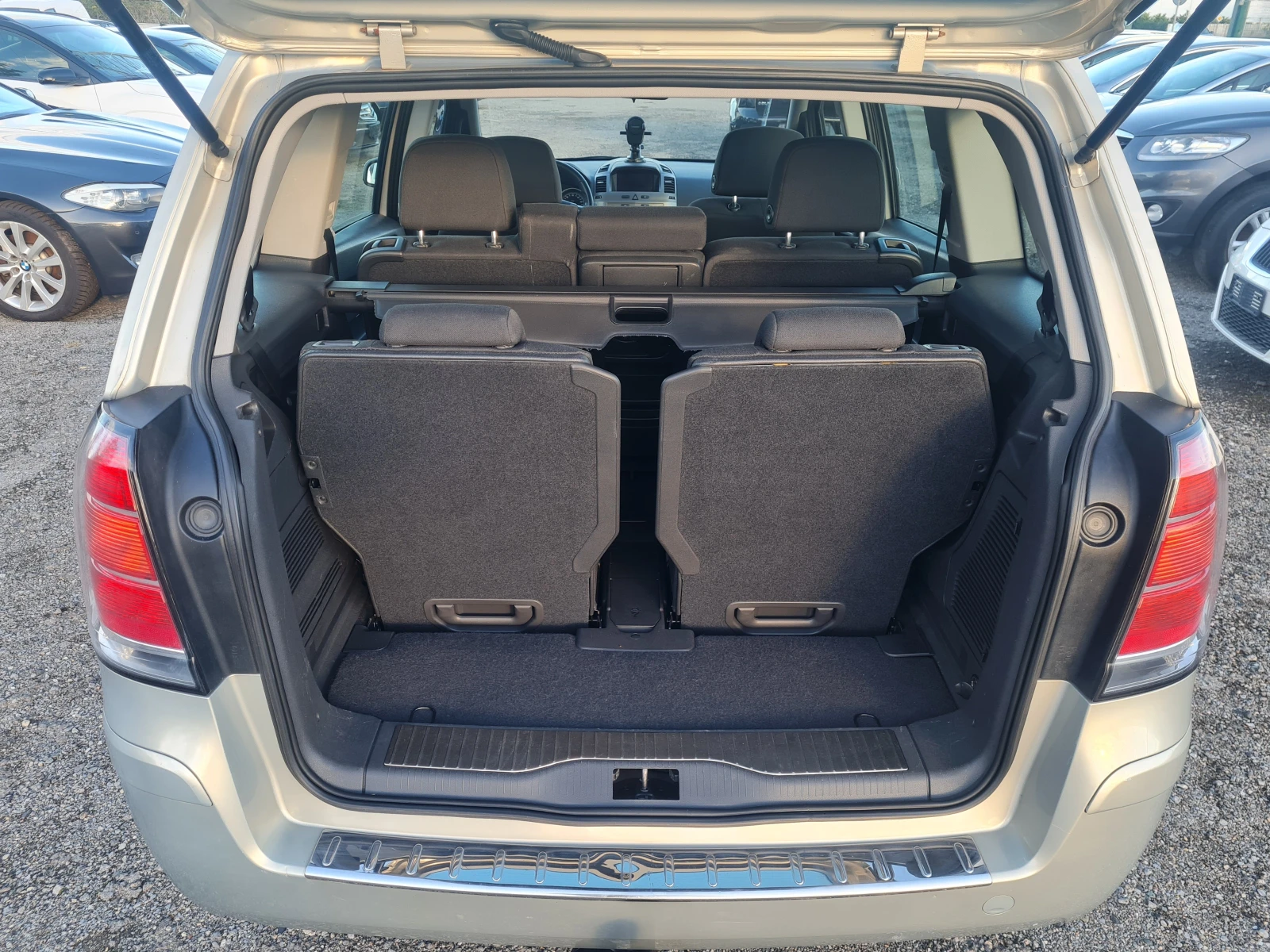 Opel Zafira 1.9CDTI НАВИГАЦИЯ-КСЕНОН-7 МЕСТА - изображение 7
