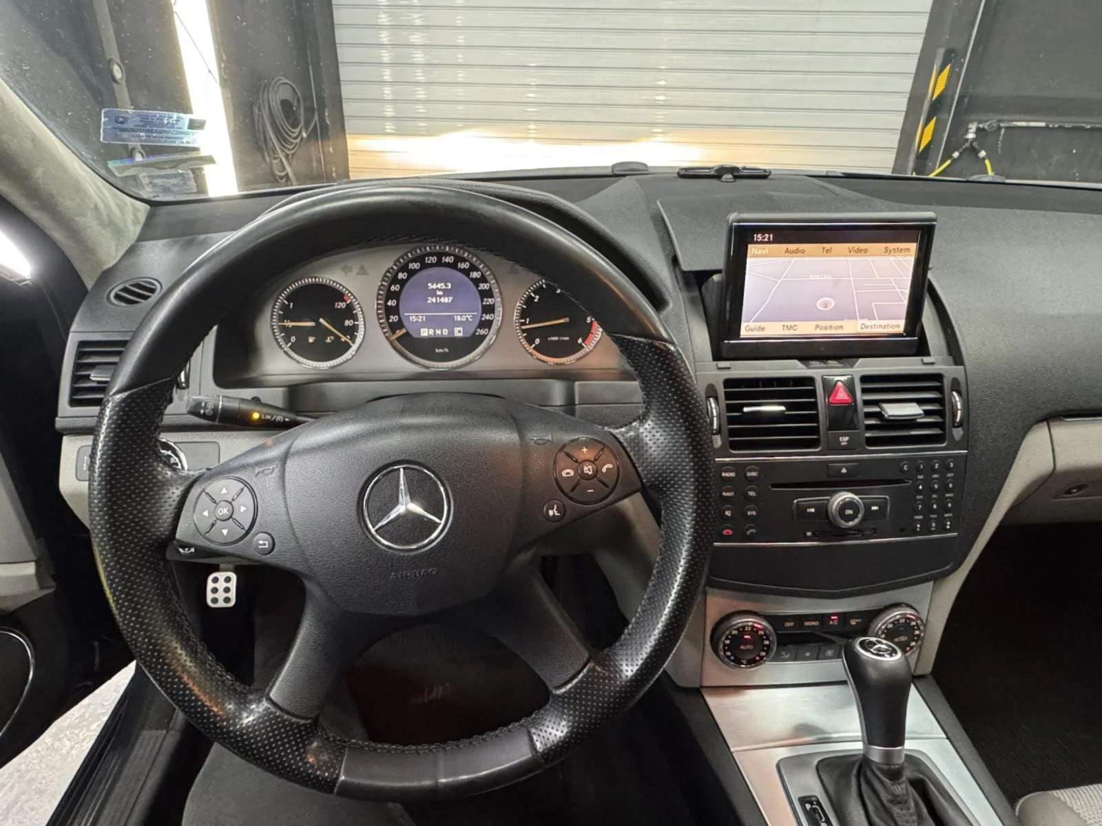 Mercedes-Benz C 200  - изображение 9