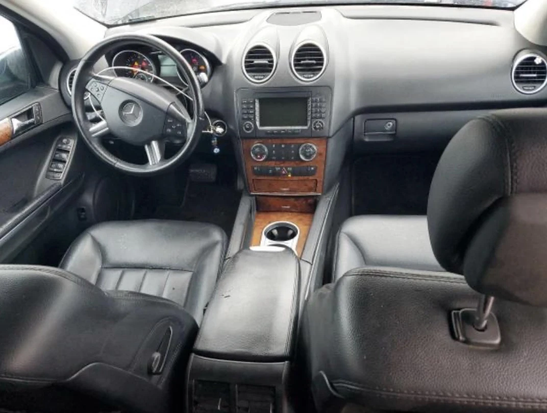 Mercedes-Benz ML 550 * * CARFAX * * АВТО КРЕДИТ * *  - изображение 7