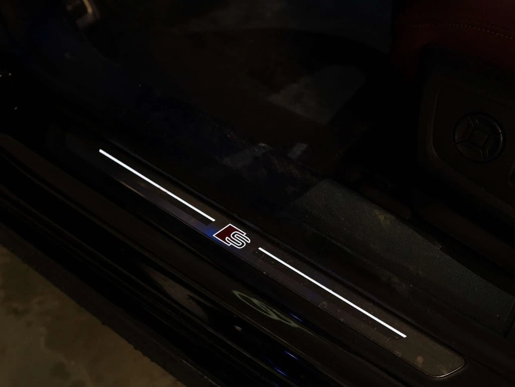 Audi S7 * quattro Premium Plus * CARFAX * ЦЕНА ДО БГ - изображение 9