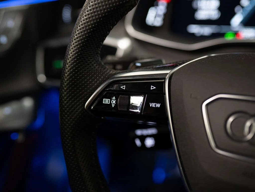 Audi S7 * quattro Premium Plus * CARFAX * ЦЕНА ДО БГ - изображение 7