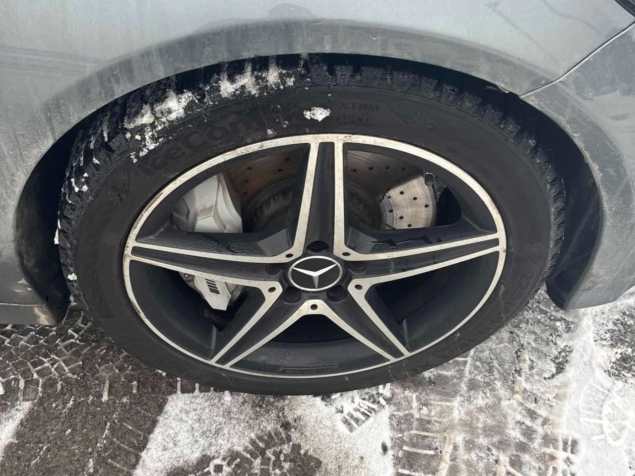 Mercedes-Benz C 43 AMG * CARFAX * 360 КАМЕРИ* BURMESTER*  - изображение 6