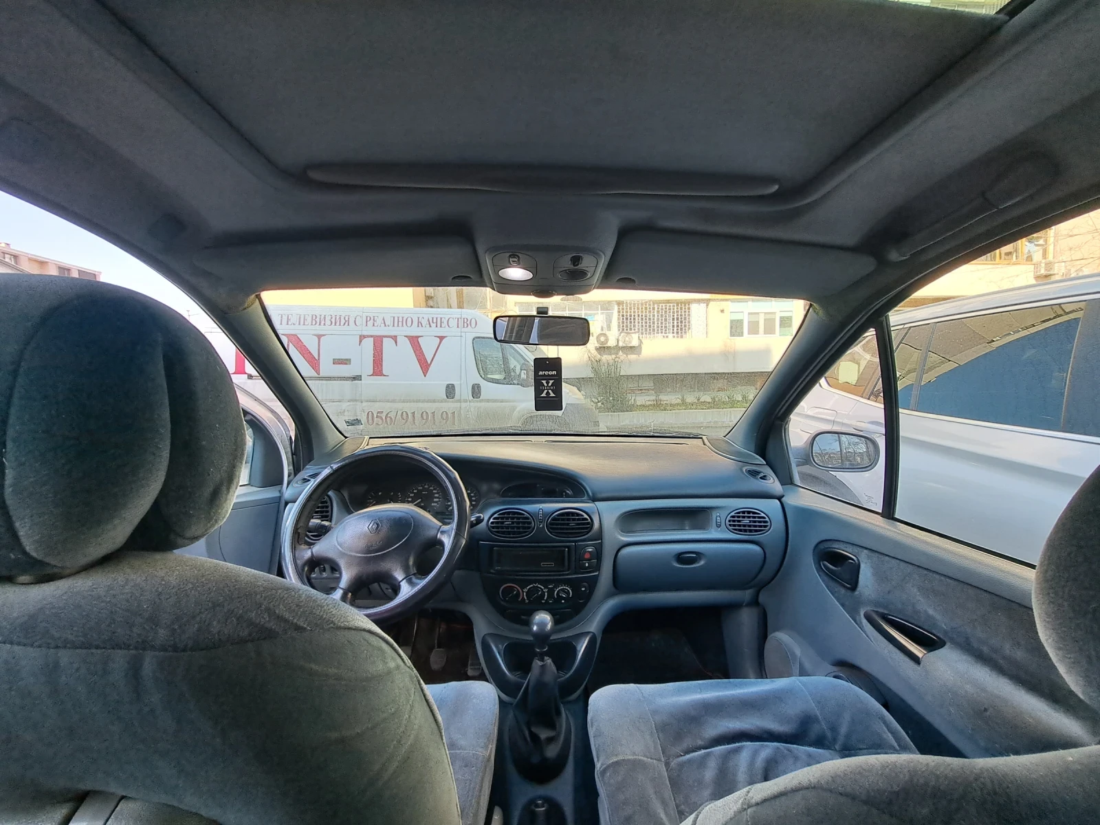 Renault Megane, снимка 9 - Автомобили и джипове - 53734949