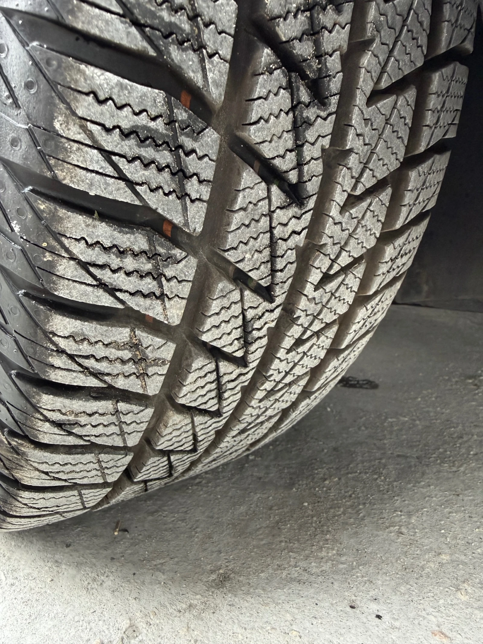 VW Passat 2.0tdi Bluemotion, снимка 14 - Автомобили и джипове - 53739728