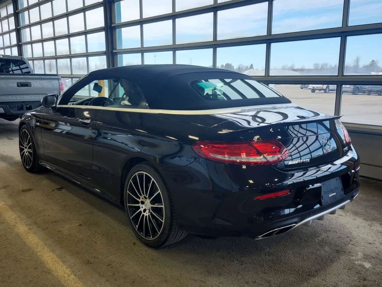 Mercedes-Benz C 43 AMG BURMESTER| LANE ASSIST| 360 КАМЕРИ| CARFAX   - изображение 4