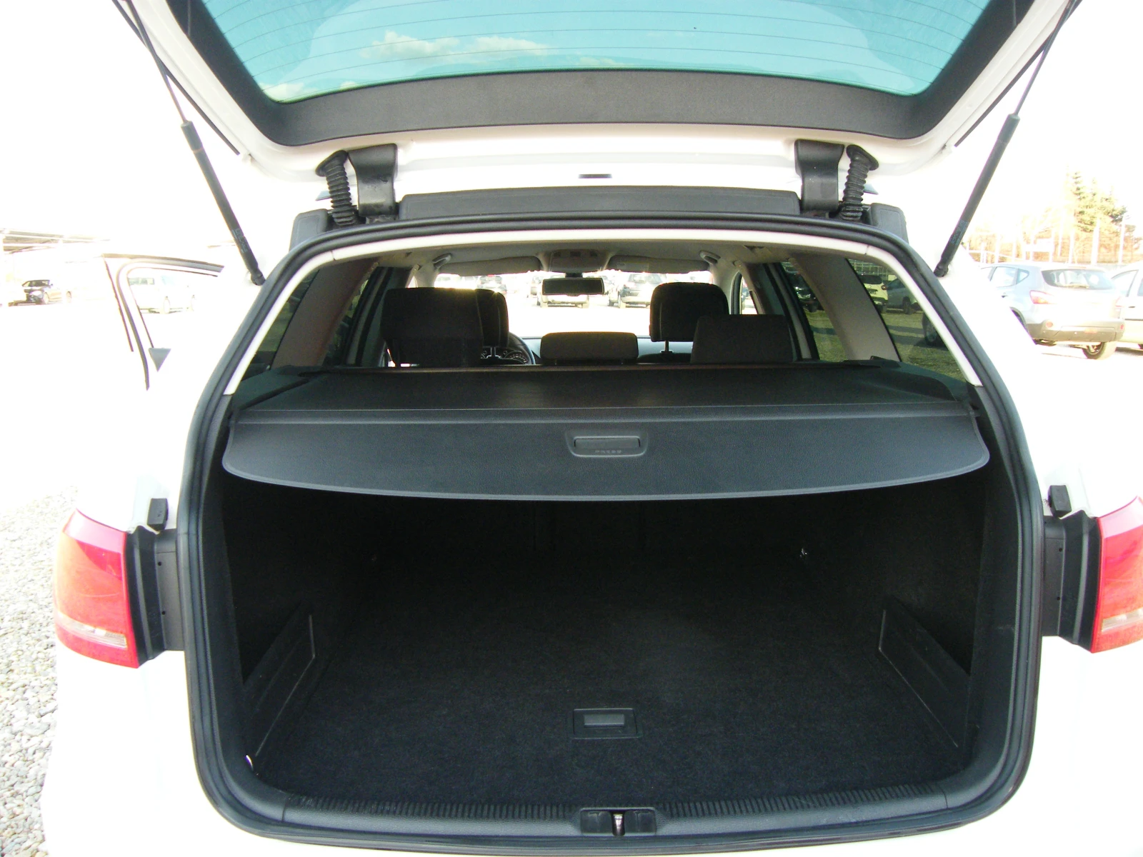 VW Passat 1.6TDI DSG | Mobile.bg � ����������� 13