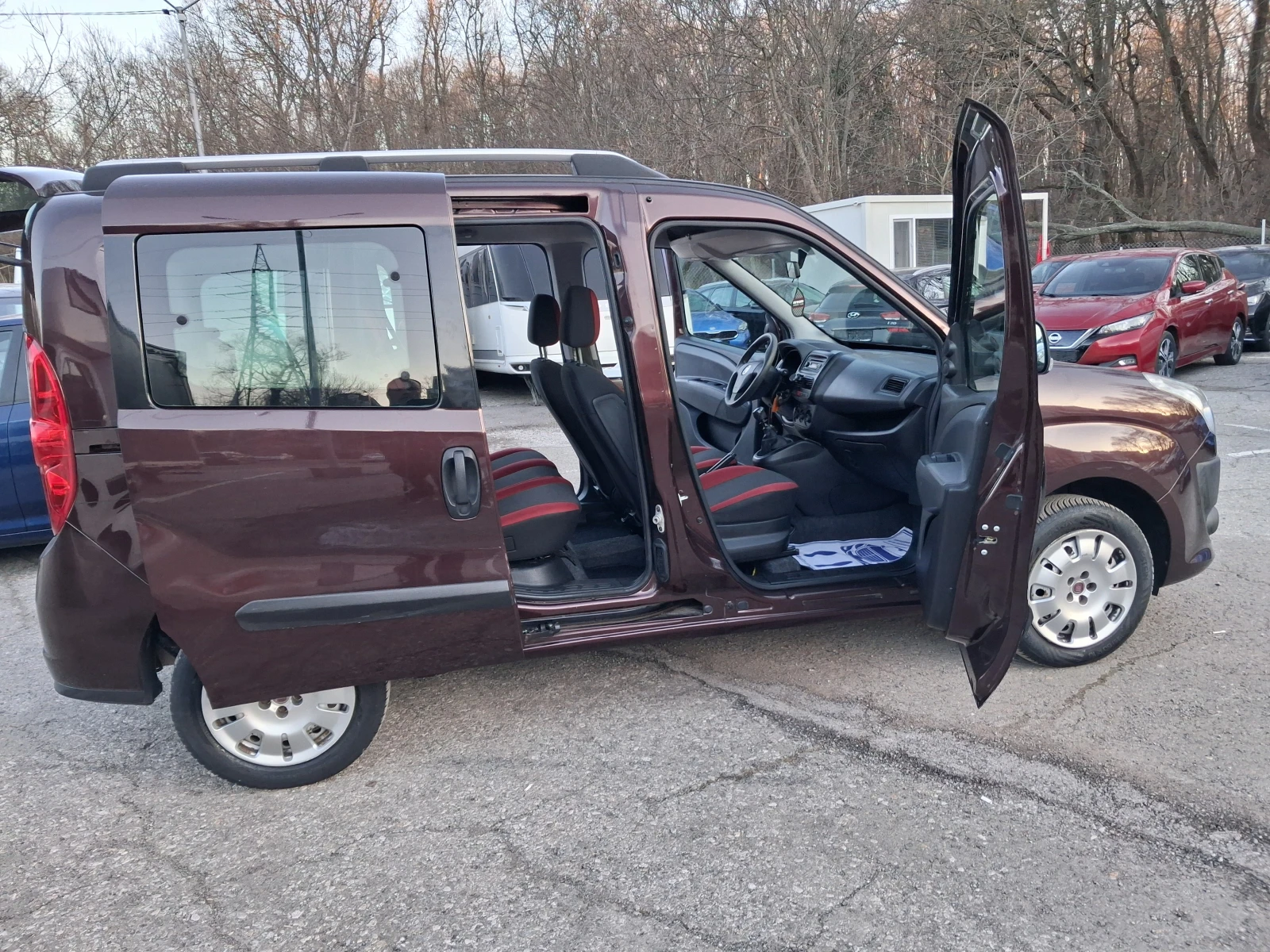 Fiat Doblo 1.4i* Пътничеси* ЕВРО 5* Холандия, снимка 6 - Автомобили и джипове - 53834347