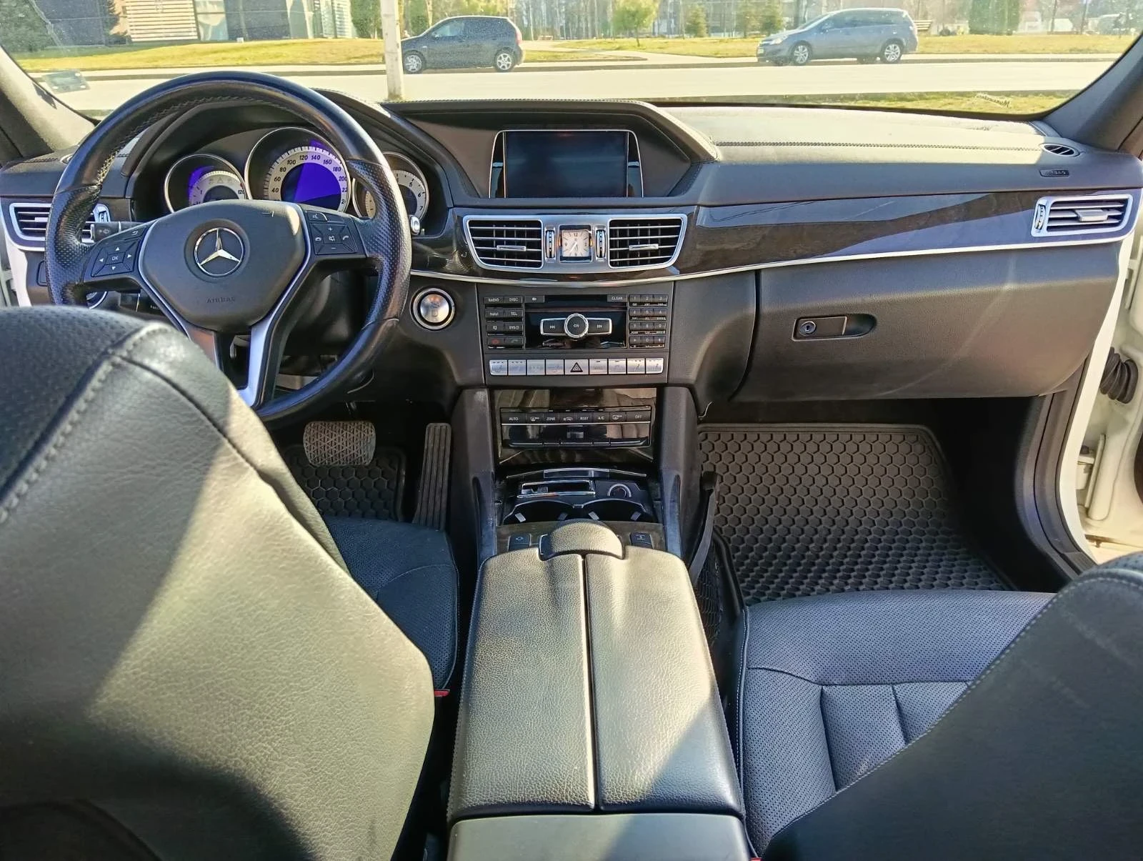 Mercedes-Benz E 55 V8 | Mobile.bg � ����������� 9