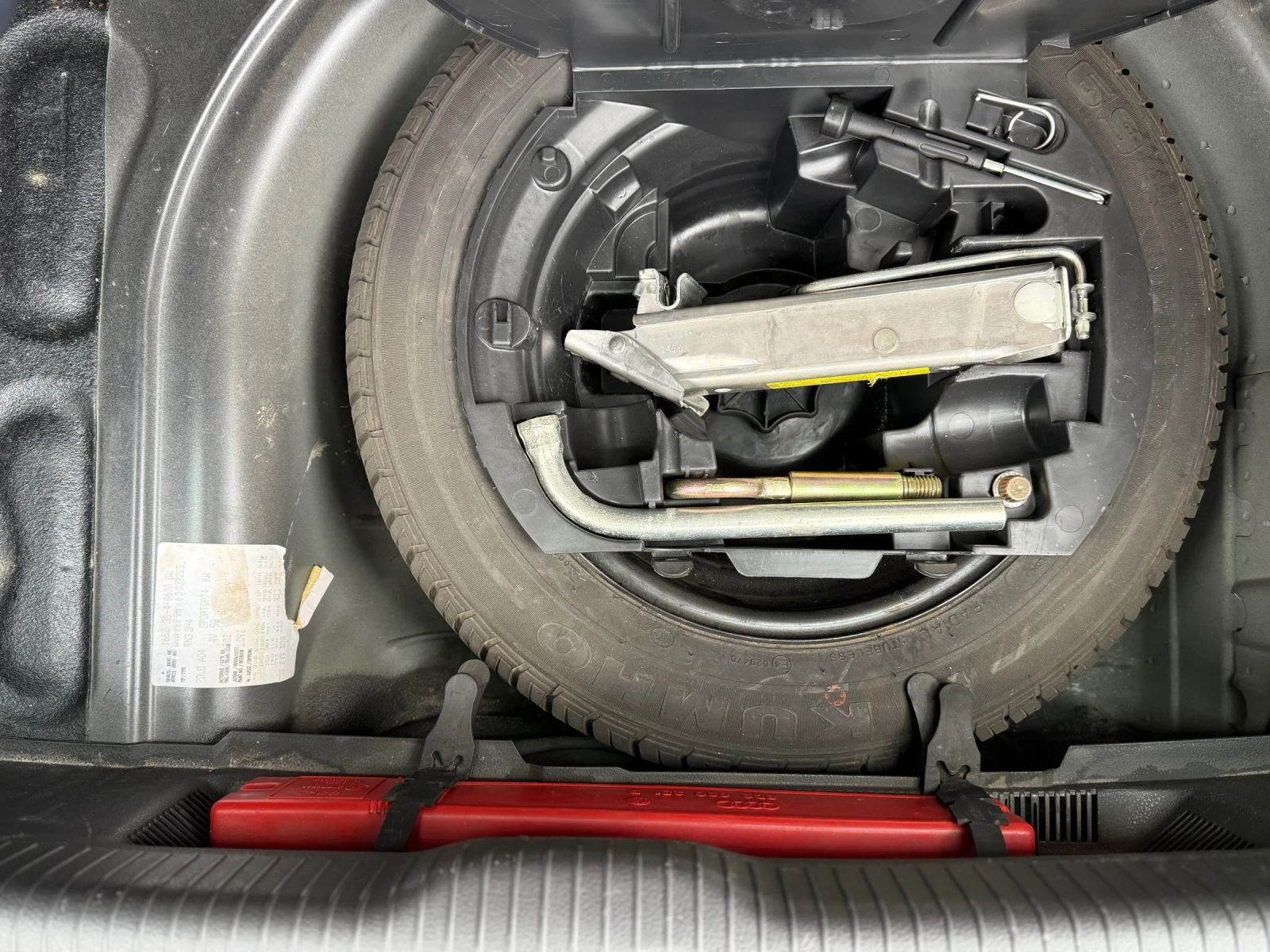 VW Polo 1.4i, снимка 6 - Автомобили и джипове - 54033021