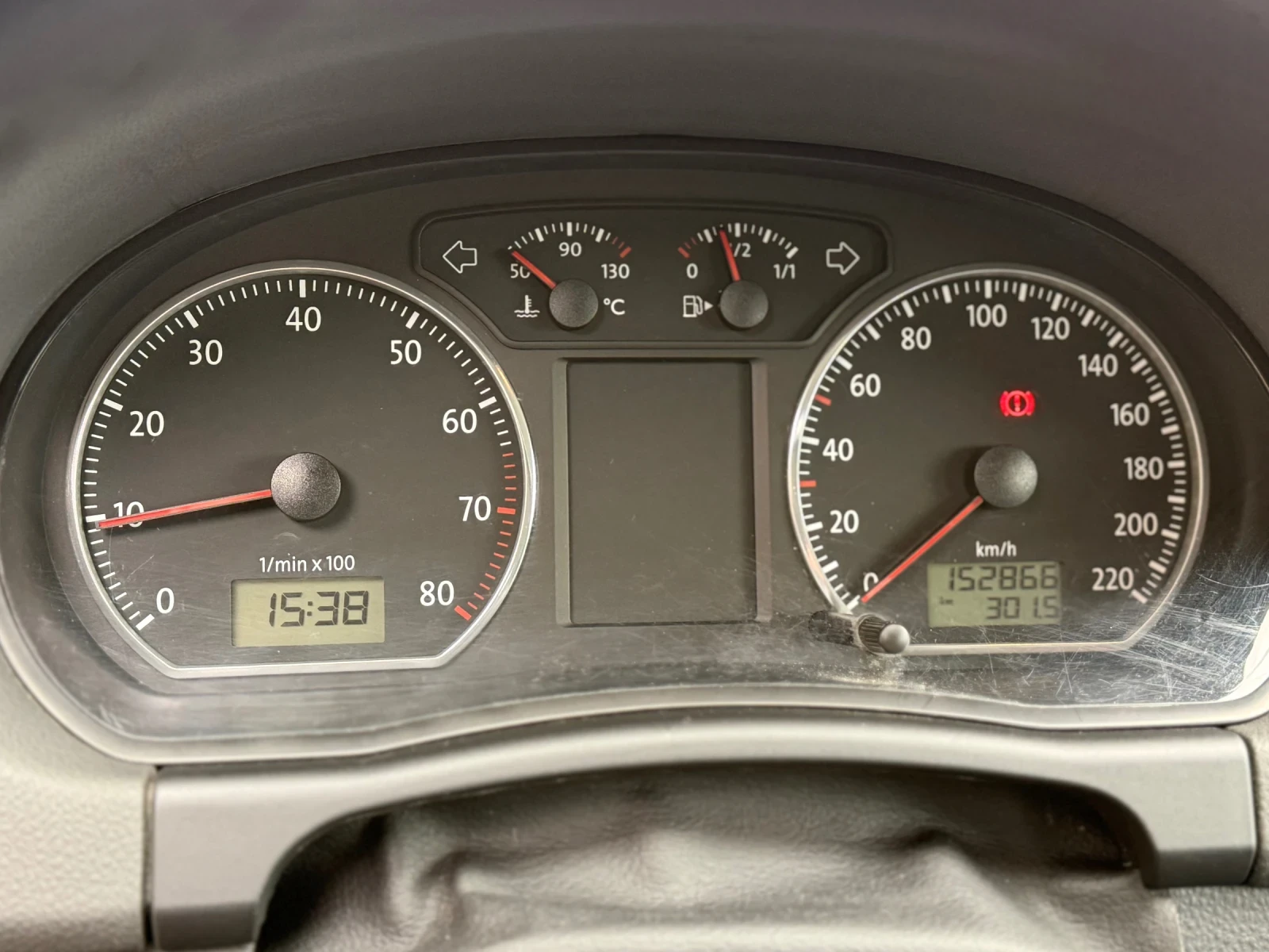 VW Polo 1.4i, снимка 10 - Автомобили и джипове - 54033021