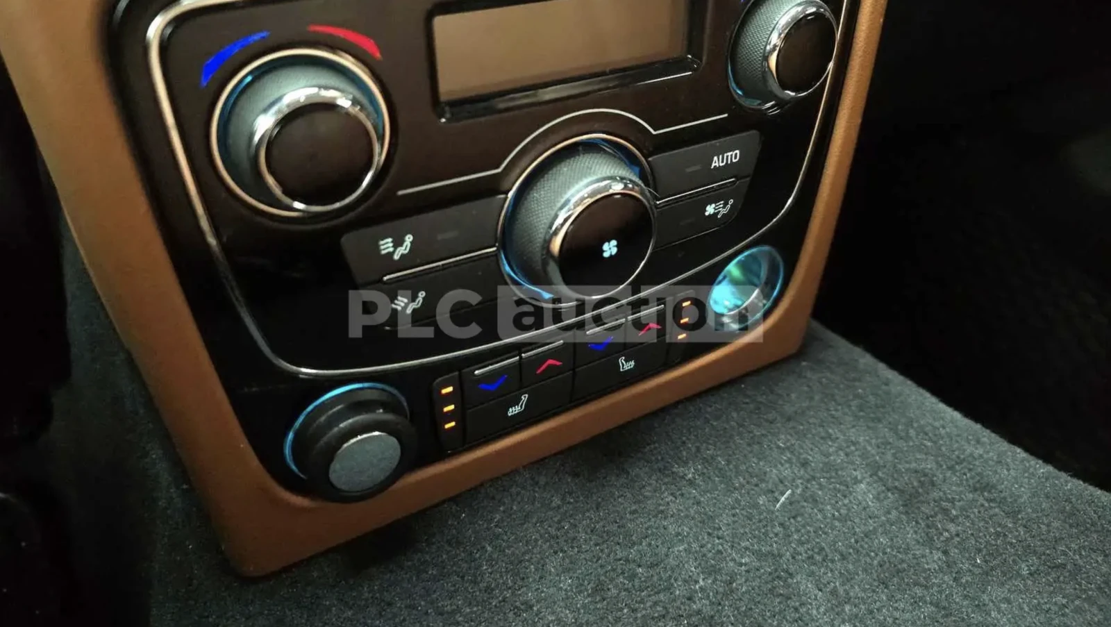 Jaguar Xf 25t* FULL* 77 000km!* , снимка 15 - Автомобили и джипове - 54067100