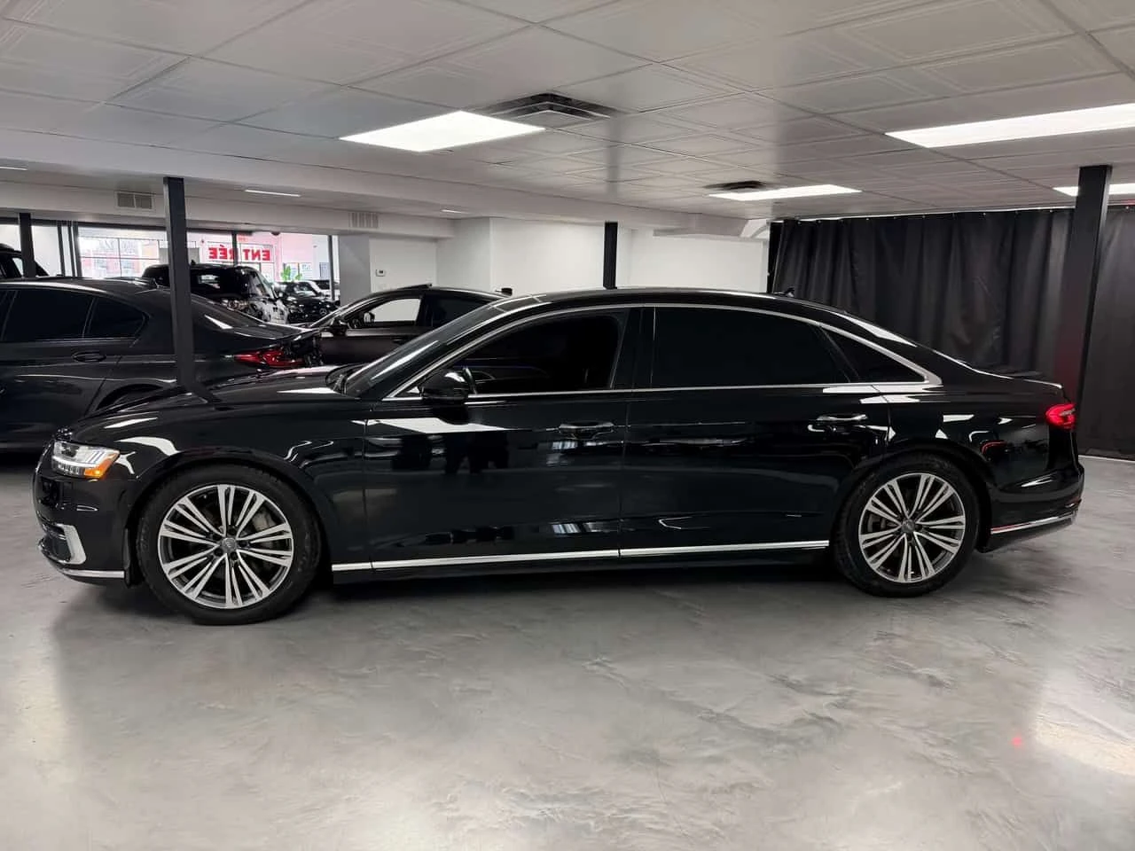 Audi A8 * quattro L * CARFAX * ��� ������������ ������ | Mobile.bg � ����������� 2