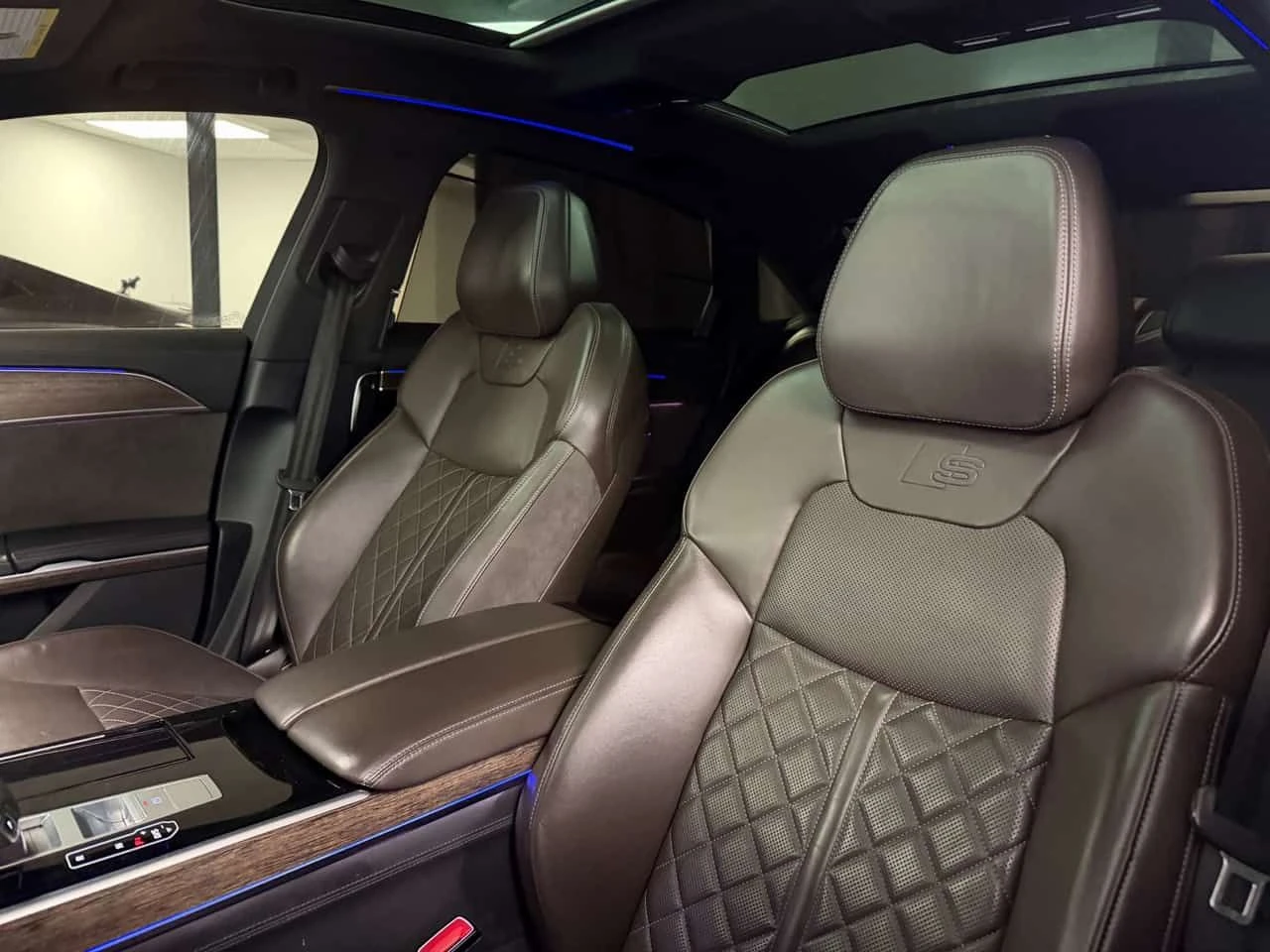Audi A8 * quattro L * CARFAX * ��� ������������ ������ | Mobile.bg � ����������� 10