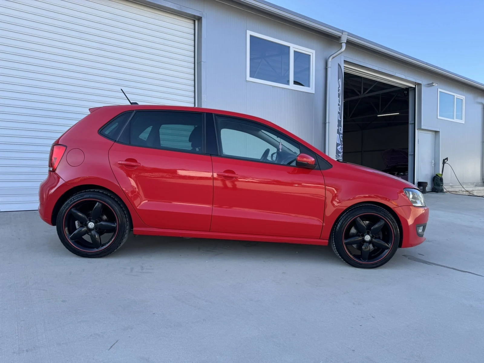 VW Polo 1.6TDI, снимка 3 - Автомобили и джипове - 54372498