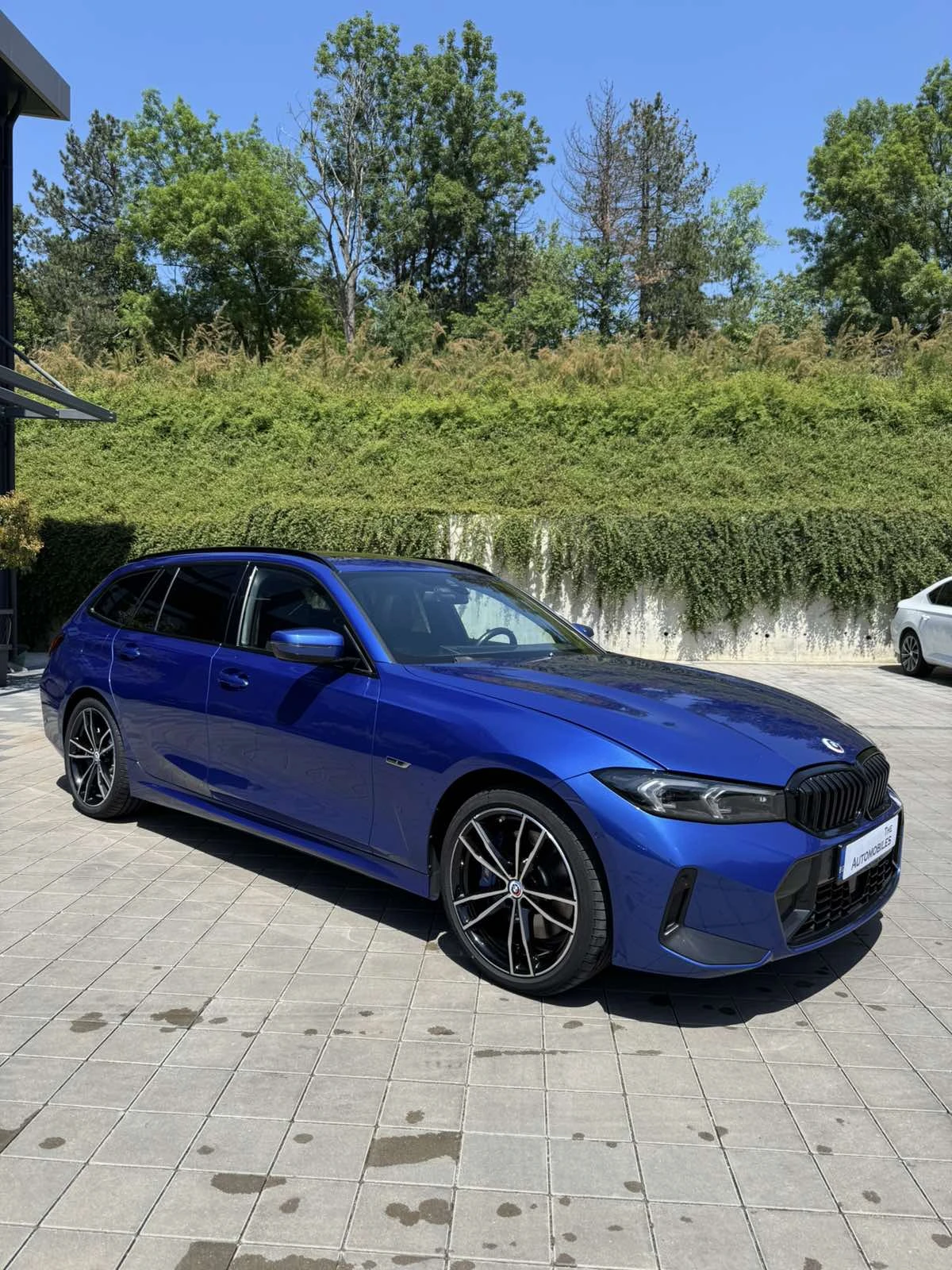 BMW 330 E XDRIVE, снимка 2 - Автомобили и джипове - 54710384