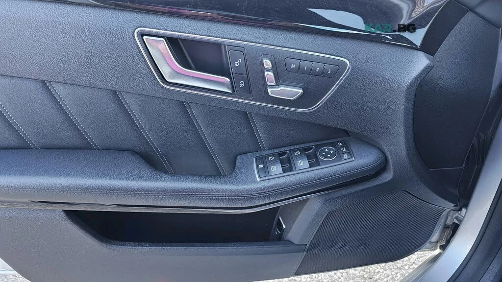 Mercedes-Benz E 350 * Luxury 4MATIC* АвтоКредит * (ЦЕНА ДО БГ), снимка 16 - Автомобили и джипове - 55342836