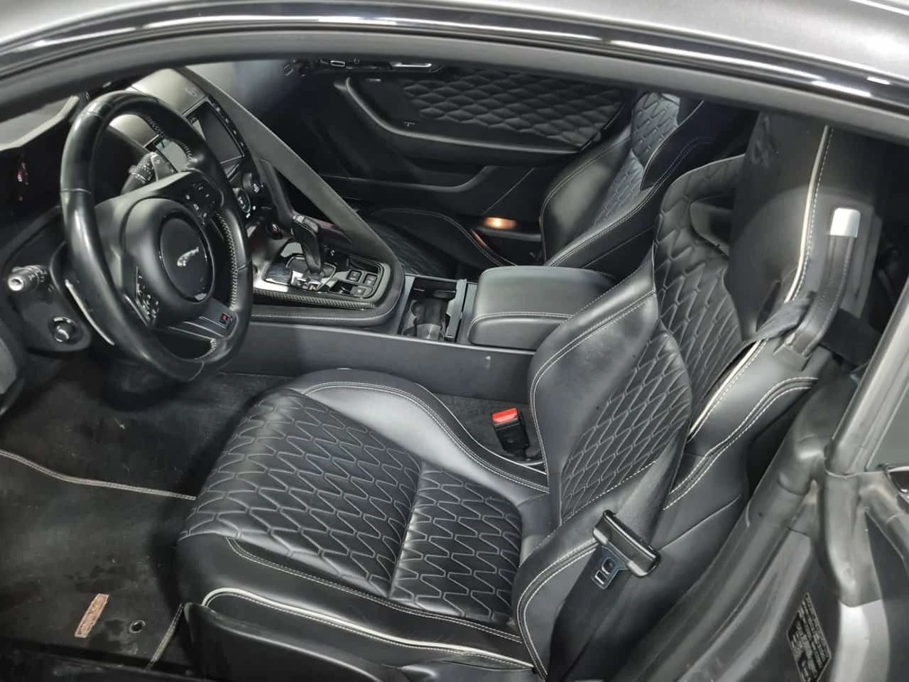 Jaguar F-Type * SVR * CARFAX * БЕЗ ПЪРВОНАЧАЛНА ВНОСКА, снимка 12 - Автомобили и джипове - 55363379