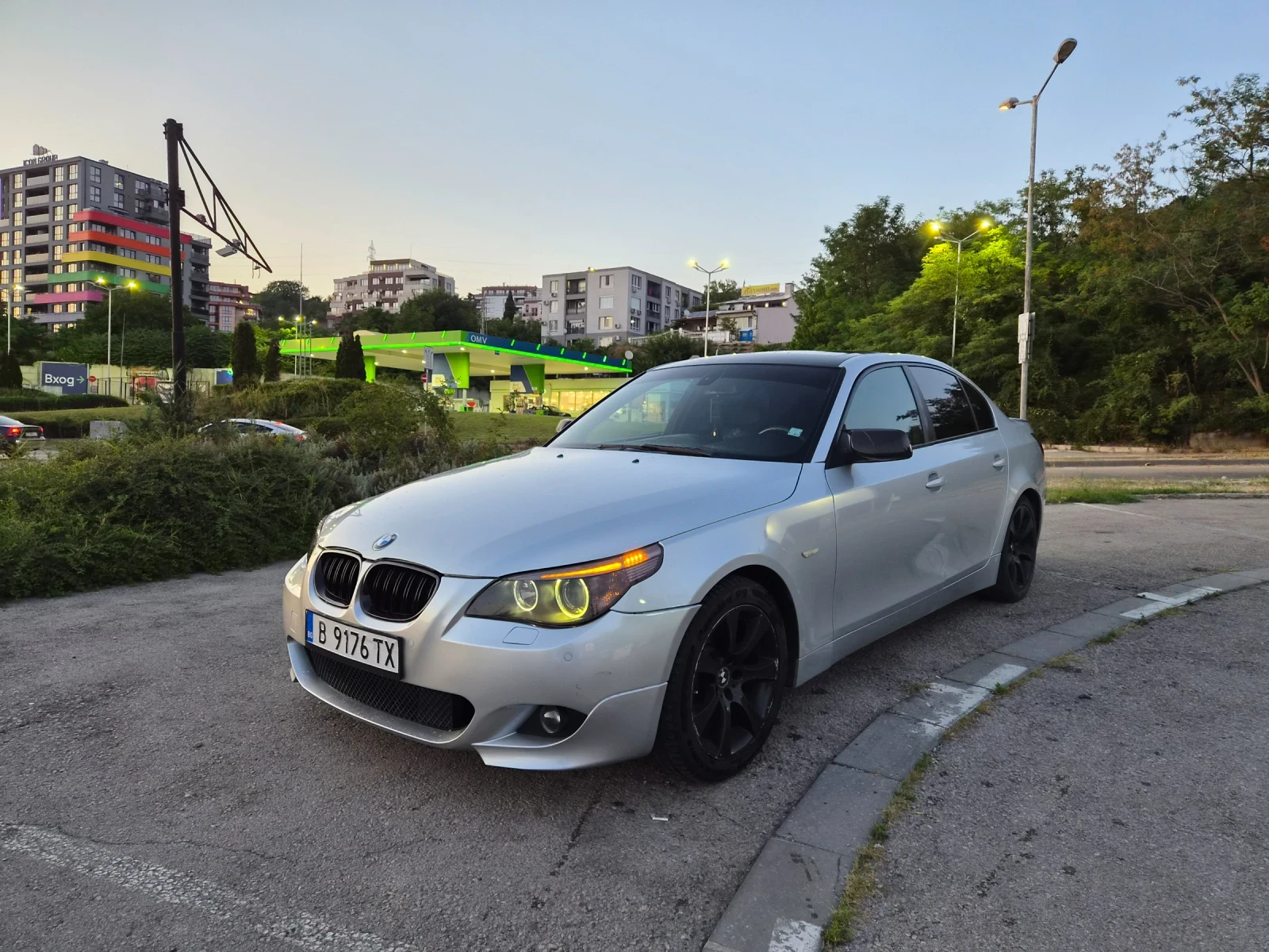 BMW 525